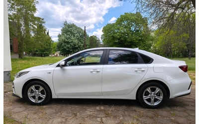 Kia K3 1.6 MPI - ГАЗ/БЕНЗИН - автомобили, коли, обяви за нови и употребявани 6