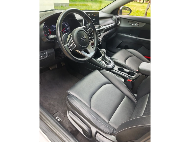 Kia K3 1.6 MPI - ГАЗ/БЕНЗИН - автомобили, коли, обяви за нови и употребявани 8