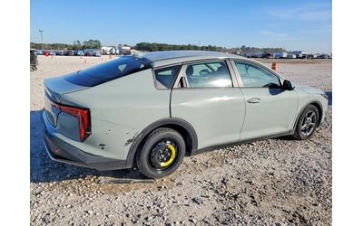 kia-k4-2-0l-4-front-wheel-drive - 3