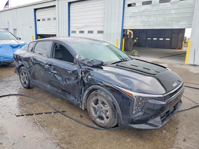 Kia K4 2.0L 4 FRONT WHEEL DRIVE - автомобили, коли, обяви за нови и употребявани 4