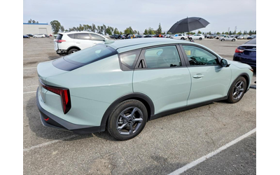 kia-k4-2-0l-4-front-wheel-drive - 2