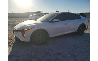 kia-k4-2-0l-4-front-wheel-drive - 0