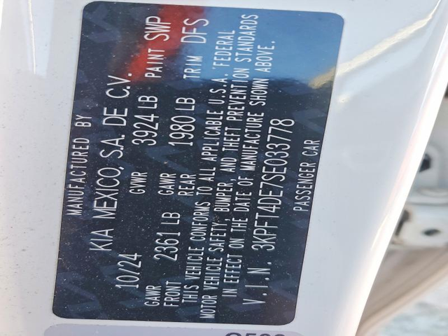 Kia K4 2.0L 4 Front Wheel Drive - автомобили, коли, обяви за нови и употребявани 12