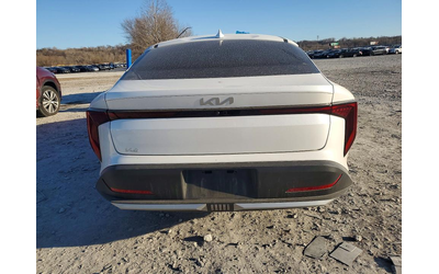 kia-k4-2-0l-4-front-wheel-drive - 5