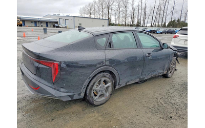 kia-k4-2-0l-4-front-wheel-drive - 2