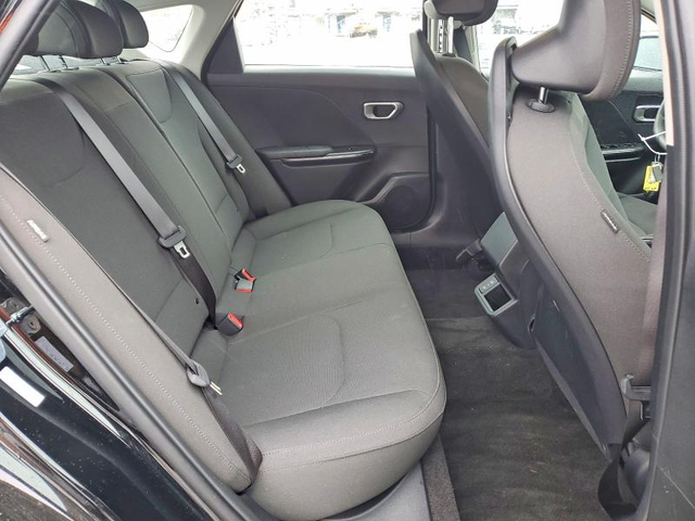 Kia K4 2.0L 4 FRONT WHEEL DRIVE - автомобили, коли, обяви за нови и употребявани 9