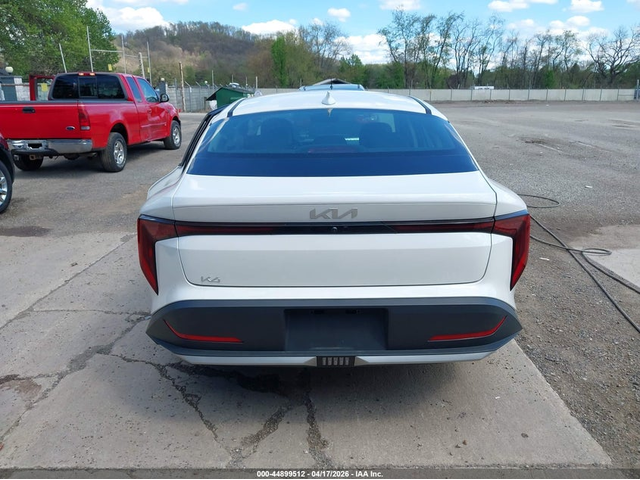 Kia K4 2.0L I-4 DOHC, VVT, 147HP Front Wheel Drive - автомобили, коли, обяви за нови и употребявани 15