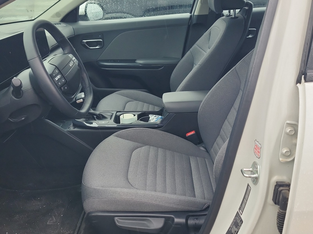 Kia K4 2L 4cyl Front Wheel Drive - автомобили, коли, обяви за нови и употребявани 4