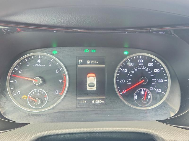 Kia K5 1.6L 4 Front Wheel Drive - автомобили, коли, обяви за нови и употребявани 9