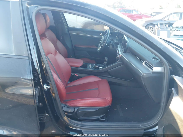 Kia K5 1.6L I-4 DI, DOHC, VVT, TURBO, 180HP All Wheel Drive - автомобили, коли, обяви за нови и употребявани 4