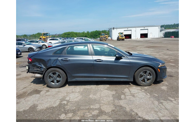 Kia K5 1.6L I-4 DI, DOHC, VVT, TURBO, 180HP All Wheel Drive - автомобили, коли, обяви за нови и употребявани 12