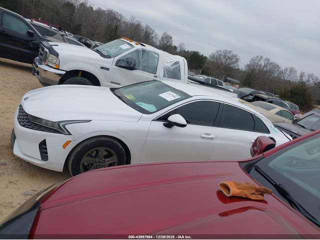 Kia K5 1.6L I-4 DI, DOHC, VVT, TURBO, 180HP Front Wheel Drive - автомобили, коли, обяви за нови и употребявани 14