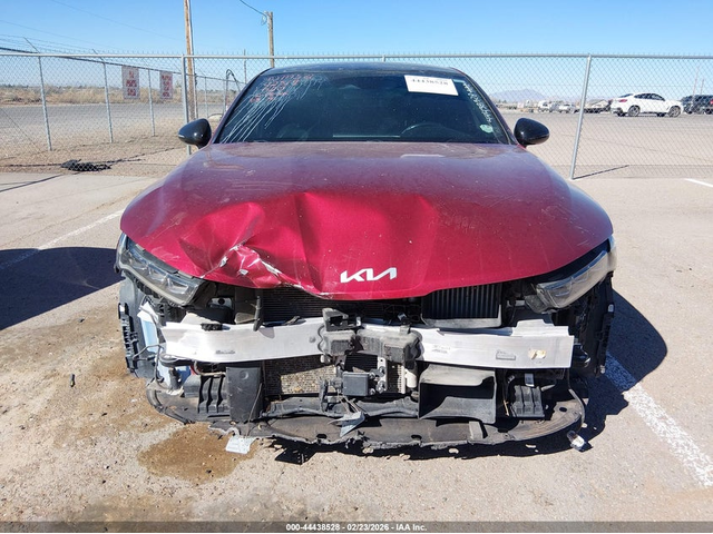 Kia K5 1.6L I-4 DI, DOHC, VVT, TURBO, 180HP Front Wheel Drive - автомобили, коли, обяви за нови и употребявани 11