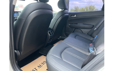 KIA K5 - автомобили, коли, обяви за нови и употребявани 15