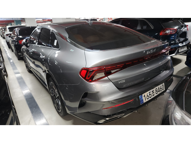 KIA K5 - автомобили, коли, обяви за нови и употребявани 2