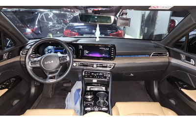 KIA K5 - автомобили, коли, обяви за нови и употребявани 6