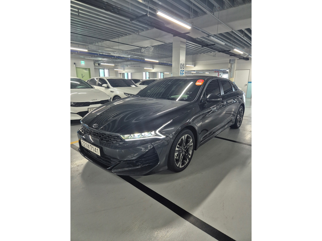 KIA K5 - автомобили, коли, обяви за нови и употребявани 0