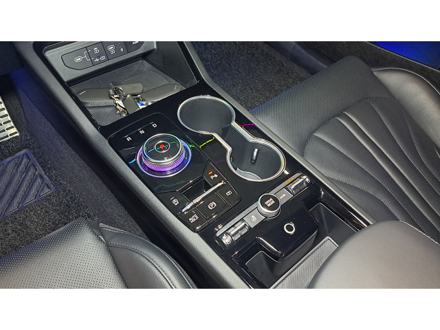 KIA K5 - автомобили, коли, обяви за нови и употребявани 14