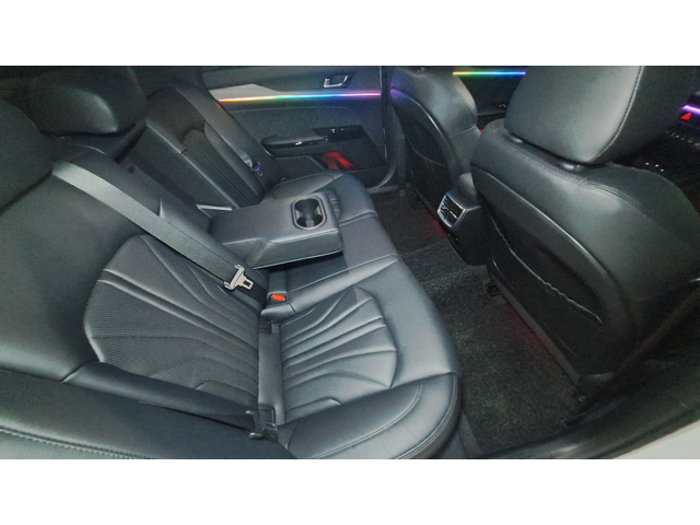 KIA K5 - автомобили, коли, обяви за нови и употребявани 23