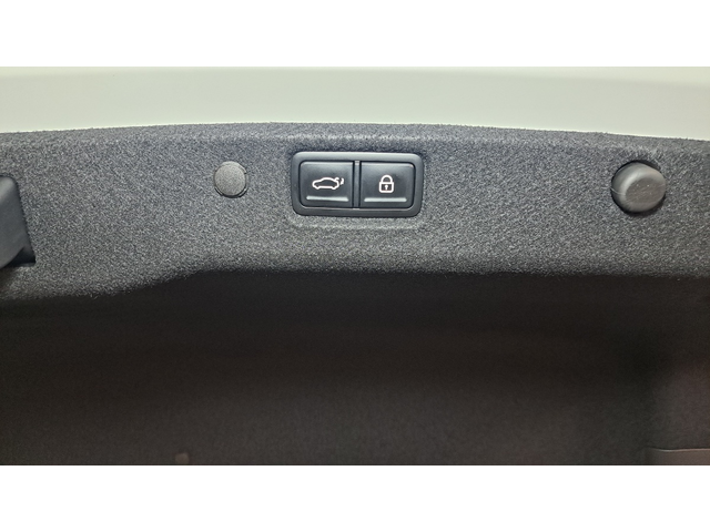 KIA K5 - автомобили, коли, обяви за нови и употребявани 25