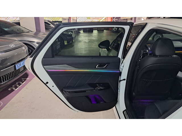 KIA K5 - автомобили, коли, обяви за нови и употребявани 29