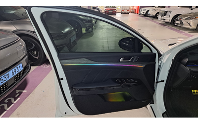 KIA K5 - автомобили, коли, обяви за нови и употребявани 8