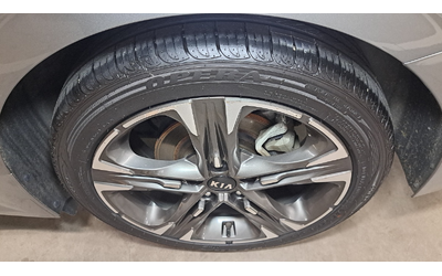 KIA K5 - автомобили, коли, обяви за нови и употребявани 25