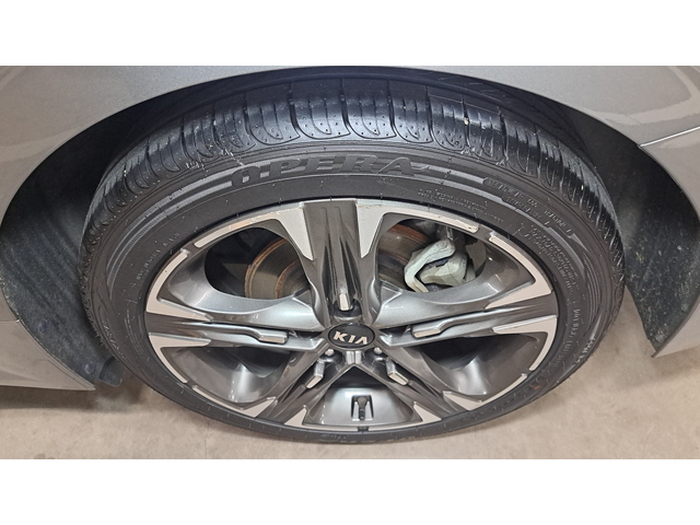 KIA K5 - автомобили, коли, обяви за нови и употребявани 25