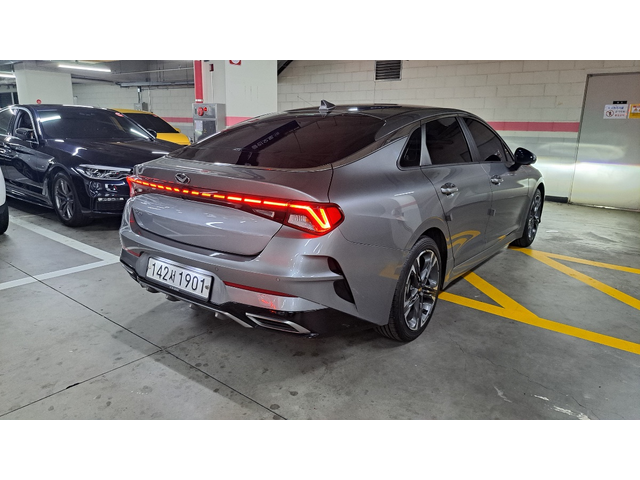 KIA K5 - автомобили, коли, обяви за нови и употребявани 4