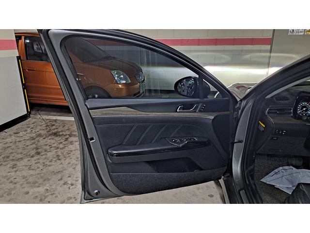 KIA K5 - автомобили, коли, обяви за нови и употребявани 7