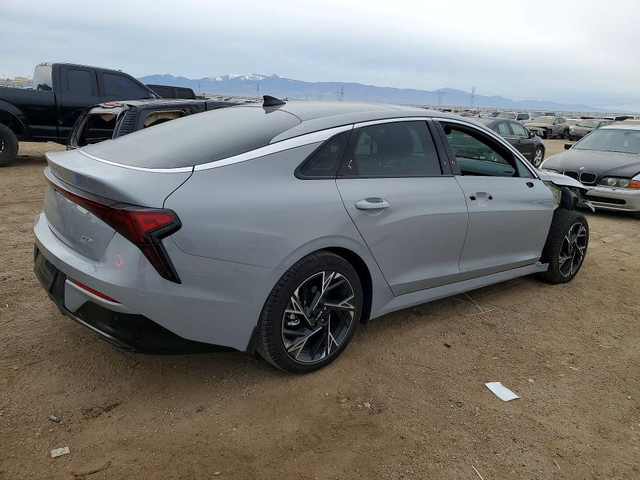 Kia K5 2.5L 4 Front-wheel Drive - автомобили, коли, обяви за нови и употребявани 2