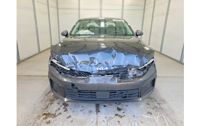 kia-k5-2-5l-4-front-wheel-drive - 4