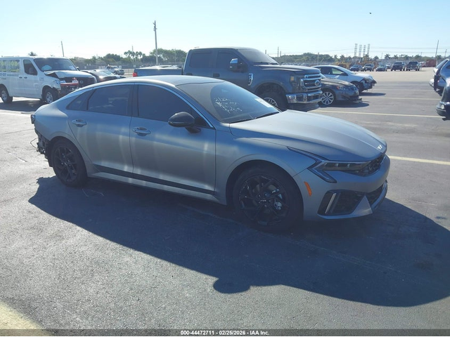 Kia K5 2.5L I-4 DI, DOHC, VVT, 191HP Front Wheel Drive - автомобили, коли, обяви за нови и употребявани 0