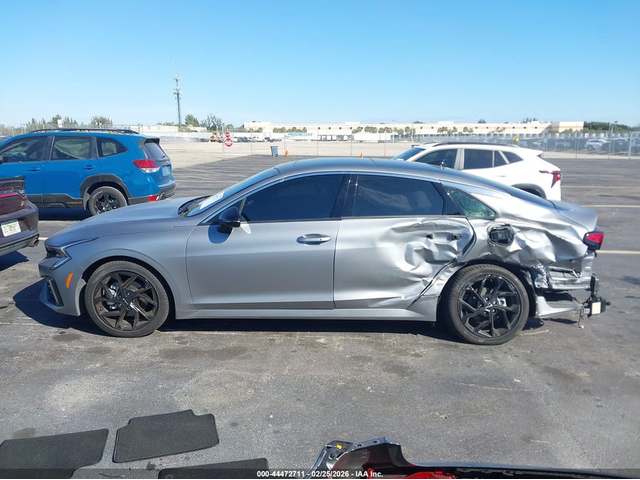 Kia K5 2.5L I-4 DI, DOHC, VVT, 191HP Front Wheel Drive - автомобили, коли, обяви за нови и употребявани 14