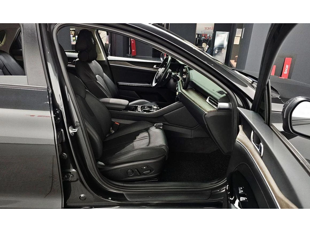 Kia K5 - автомобили, коли, обяви за нови и употребявани 11