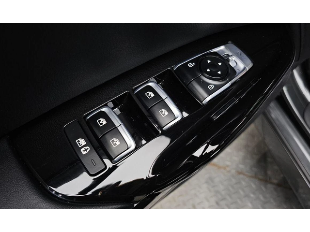 Kia K5 - автомобили, коли, обяви за нови и употребявани 12