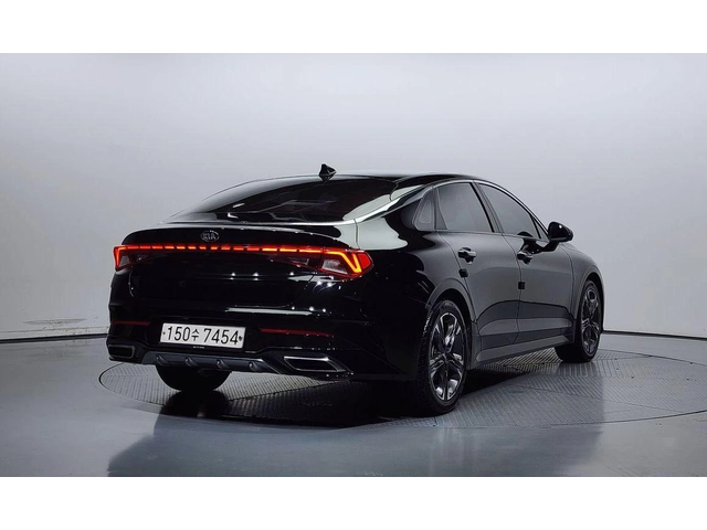 Kia K5 - автомобили, коли, обяви за нови и употребявани 1