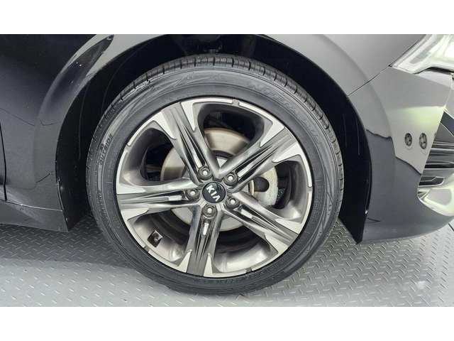 Kia K5 - автомобили, коли, обяви за нови и употребявани 4