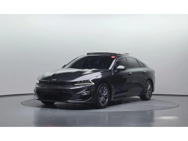 Kia K5 - автомобили, коли, обяви за нови и употребявани 0