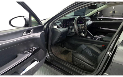 Kia K5 - автомобили, коли, обяви за нови и употребявани 9