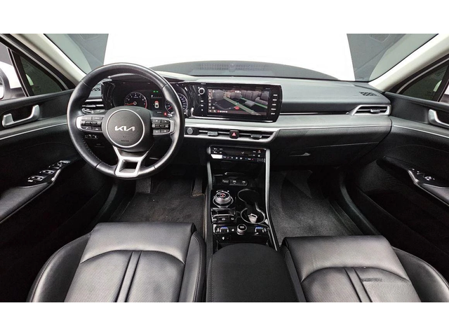 Kia K5 - автомобили, коли, обяви за нови и употребявани 6