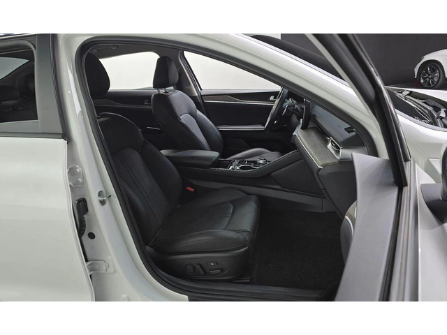 Kia K5 - автомобили, коли, обяви за нови и употребявани 11