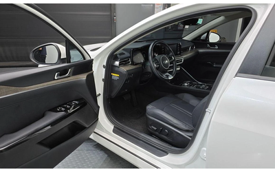 Kia K5 - автомобили, коли, обяви за нови и употребявани 9