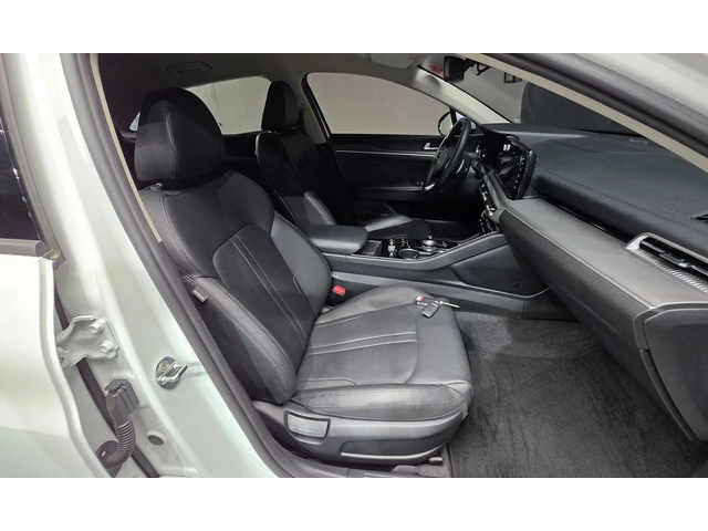 Kia K5 - автомобили, коли, обяви за нови и употребявани 9