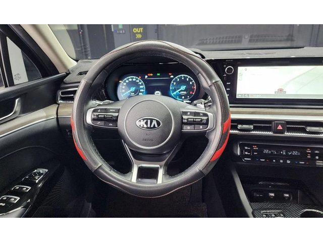 Kia K5 - автомобили, коли, обяви за нови и употребявани 12