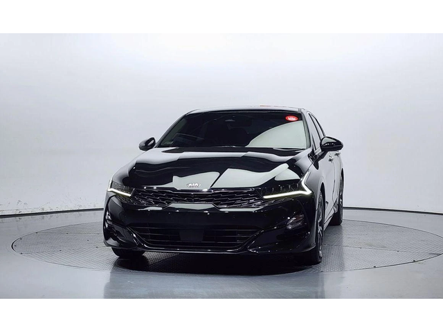 Kia K5 - автомобили, коли, обяви за нови и употребявани 2