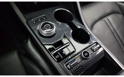 Kia K5 - автомобили, коли, обяви за нови и употребявани 8