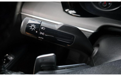 Kia K5 - автомобили, коли, обяви за нови и употребявани 12