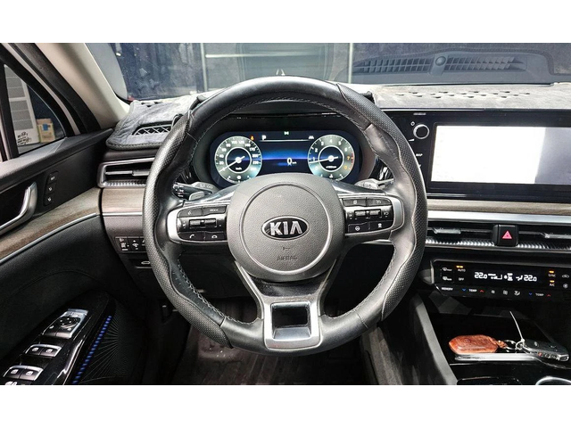 Kia K5 - автомобили, коли, обяви за нови и употребявани 12
