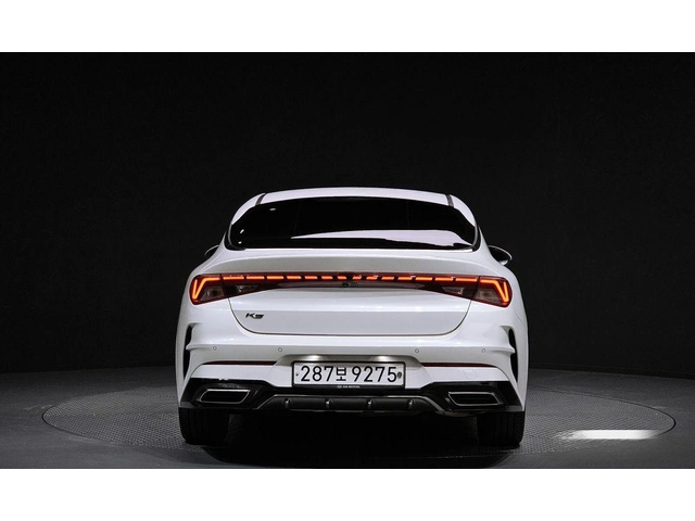 Kia K5 - автомобили, коли, обяви за нови и употребявани 3